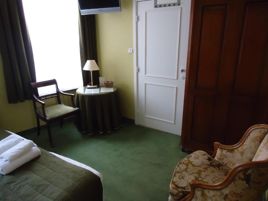 ברוז' Hotel Groeninghe חדר תמונה