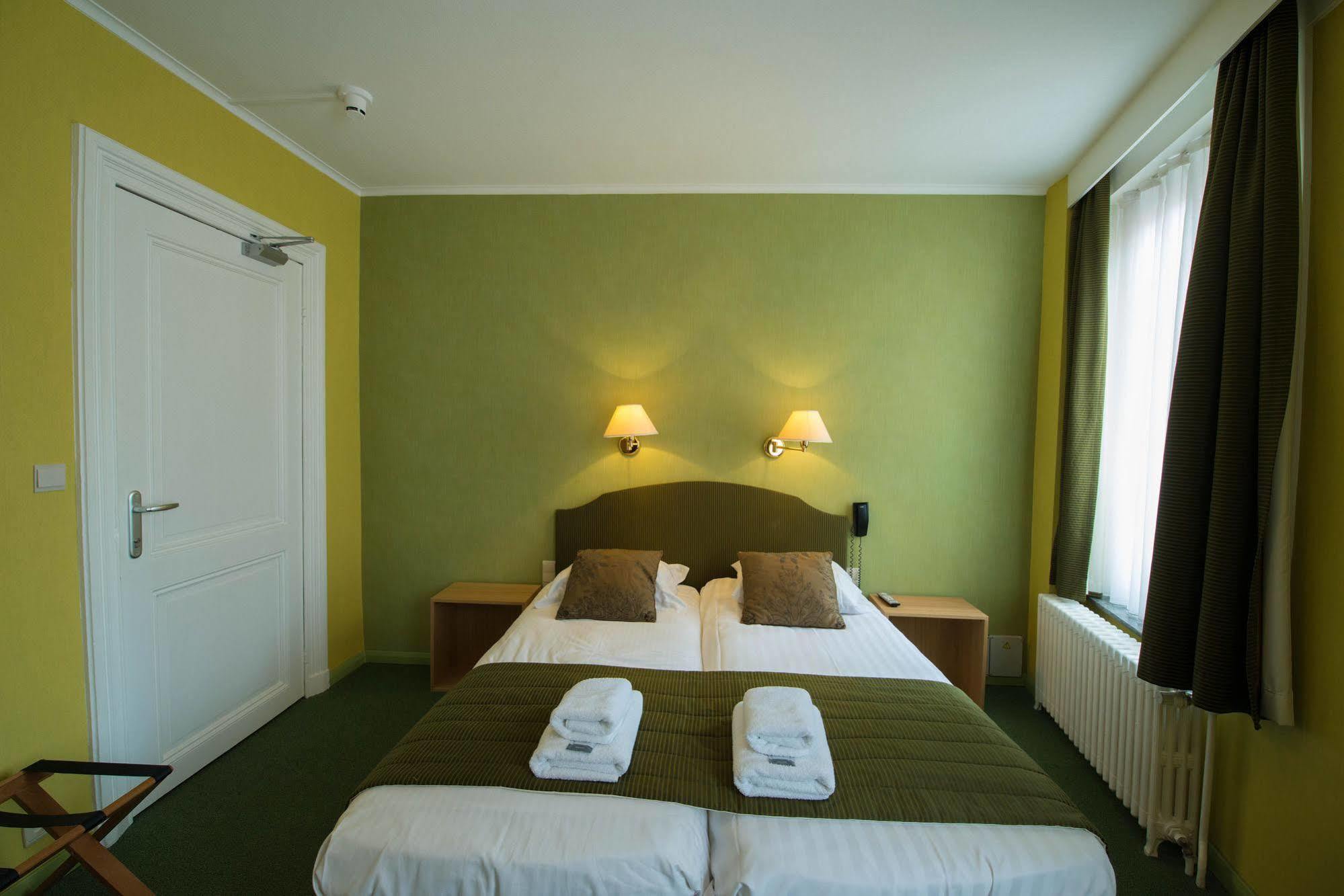 ברוז' Hotel Groeninghe מראה חיצוני תמונה